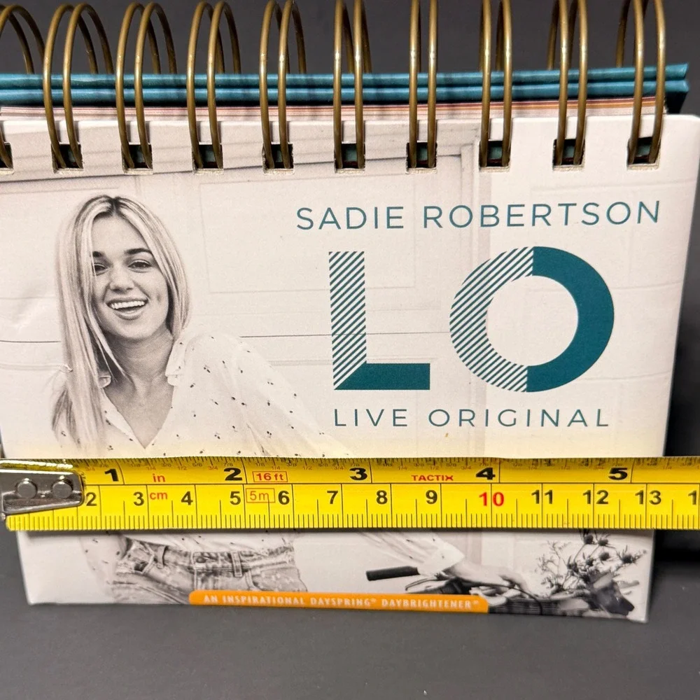 Sadie Robertson Live Original DaySpring DayBrightener Perpetual Calendar J3547 *